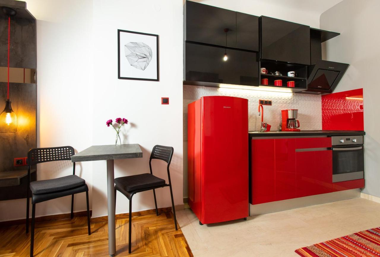 Downtown Luxury Boutique Suites : The Red Suite 塞萨洛尼基 外观 照片