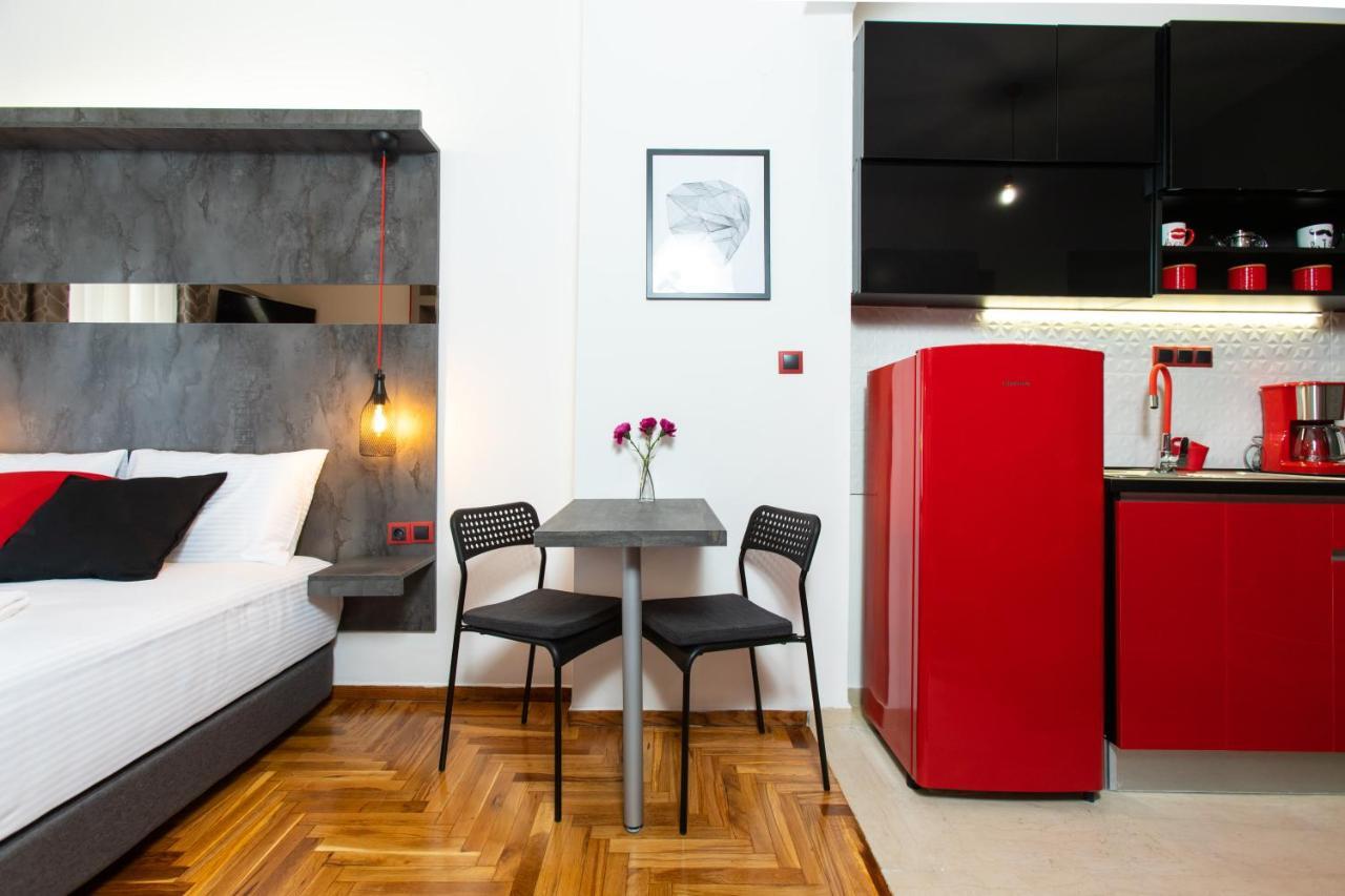 Downtown Luxury Boutique Suites : The Red Suite 塞萨洛尼基 外观 照片