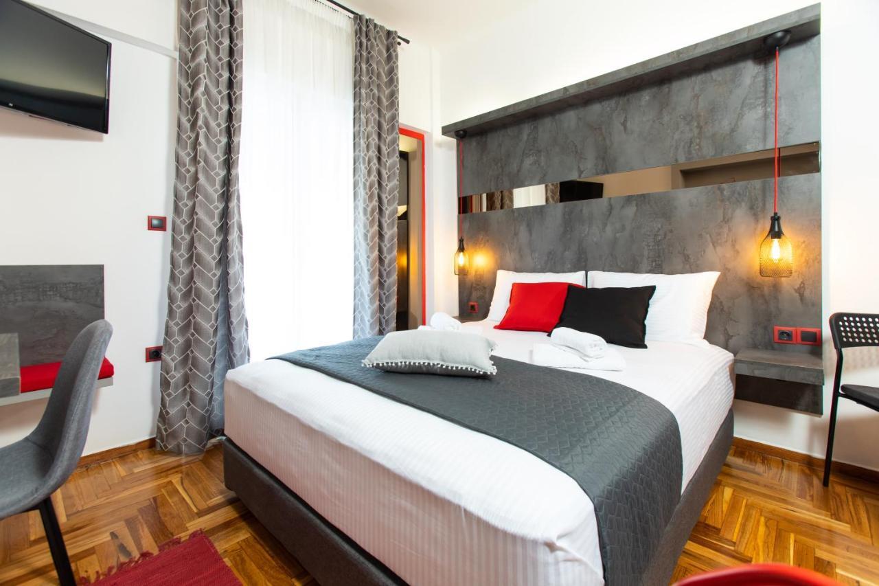 Downtown Luxury Boutique Suites : The Red Suite 塞萨洛尼基 外观 照片