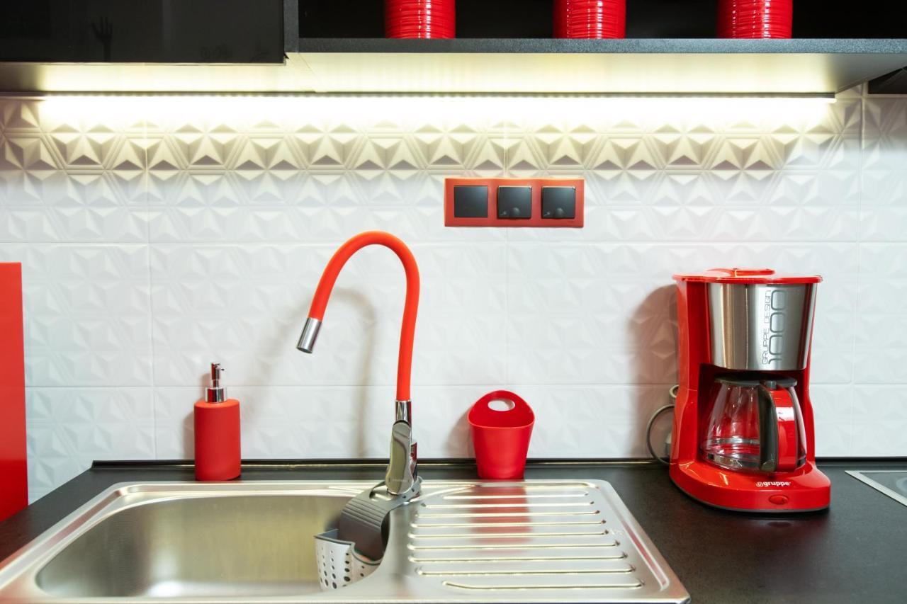 Downtown Luxury Boutique Suites : The Red Suite 塞萨洛尼基 外观 照片