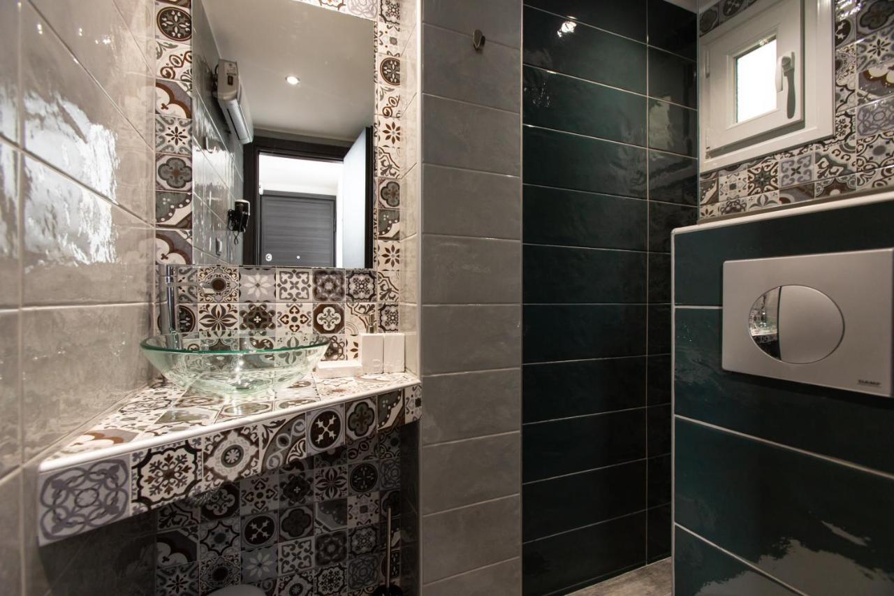 Downtown Luxury Boutique Suites : The Red Suite 塞萨洛尼基 外观 照片
